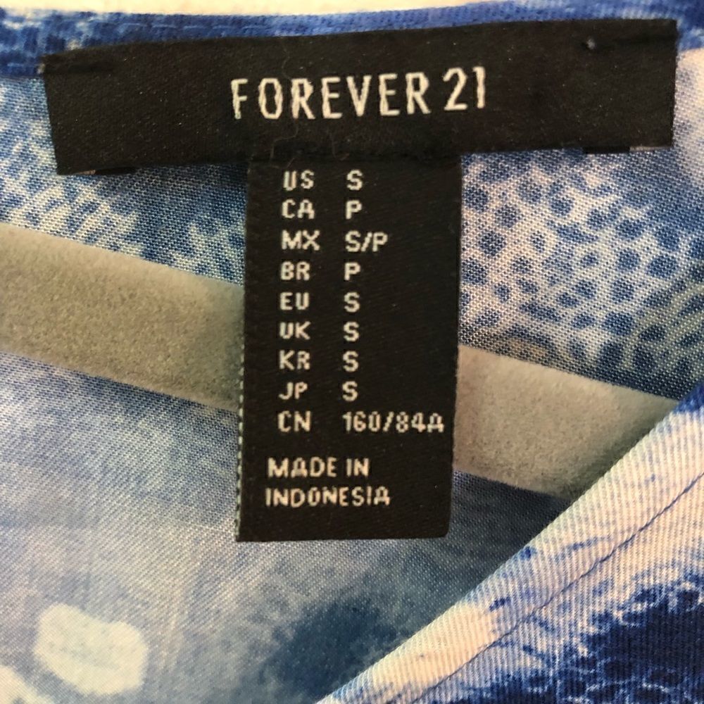Forever 21 tunic  - Picture 2 of 3